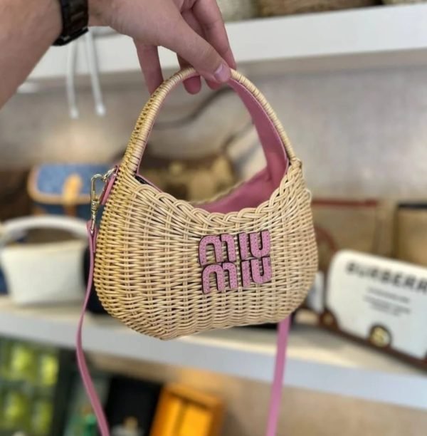 MIU MIU