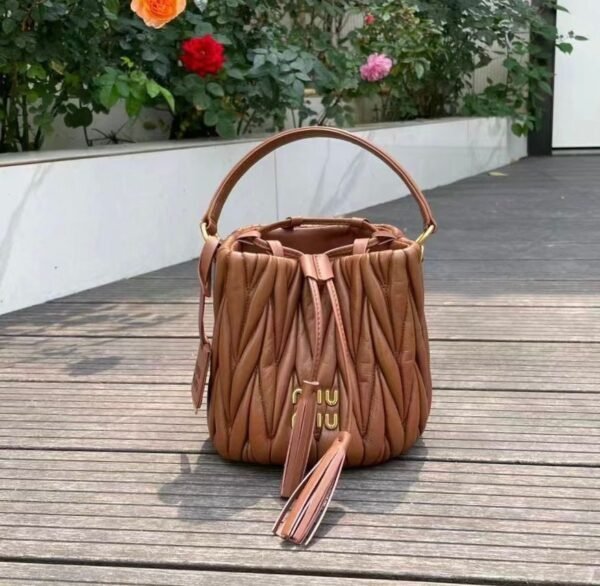 MIU MIU