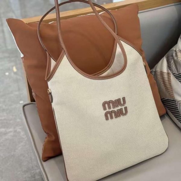 MIU MIU