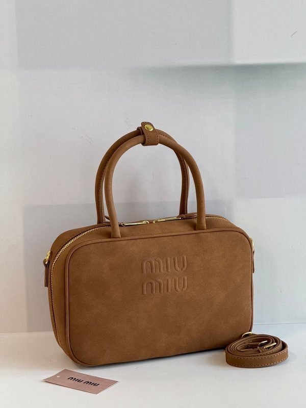 MIU MIU
