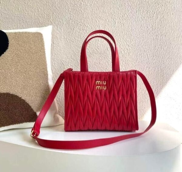 MIU MIU