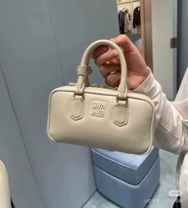MIU MIU