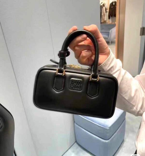 MIU MIU