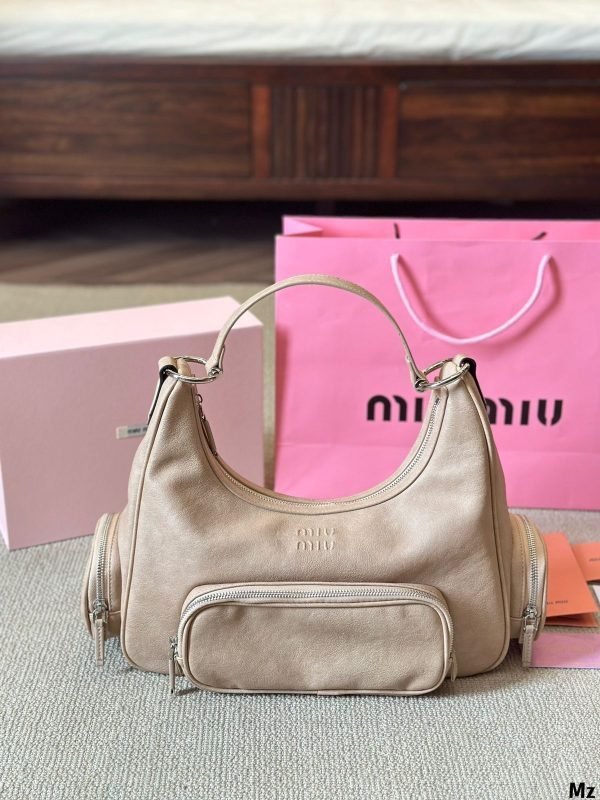 MIU MIU