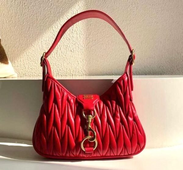 MIU MIU