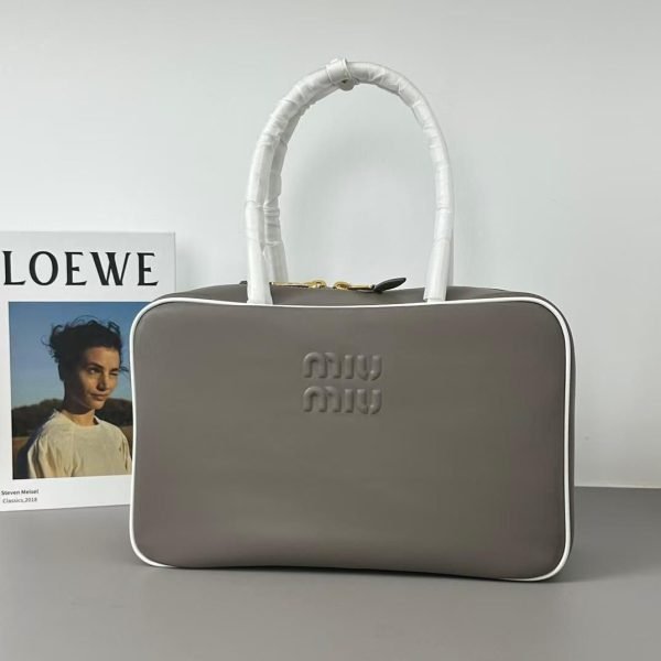 MIU MIU