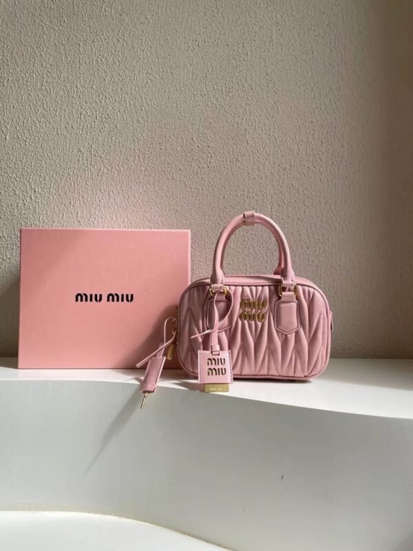 MIU MIU