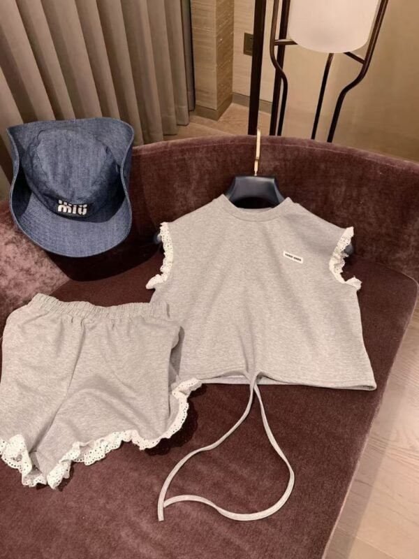 MIU MIU