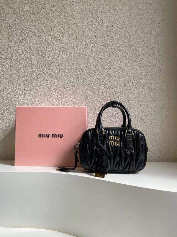 MIU MIU
