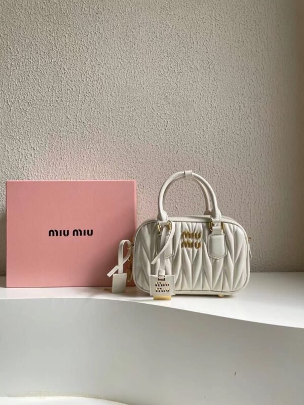 MIU MIU