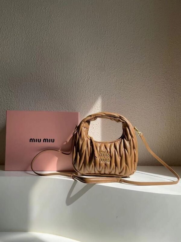 MIU MIU
