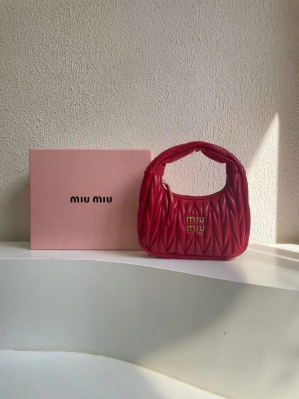 MIU MIU