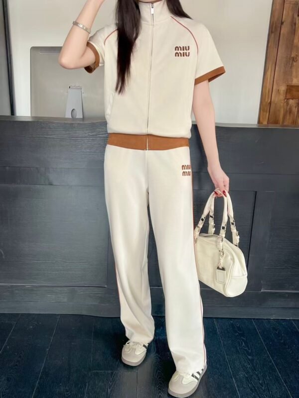 MIU MIU