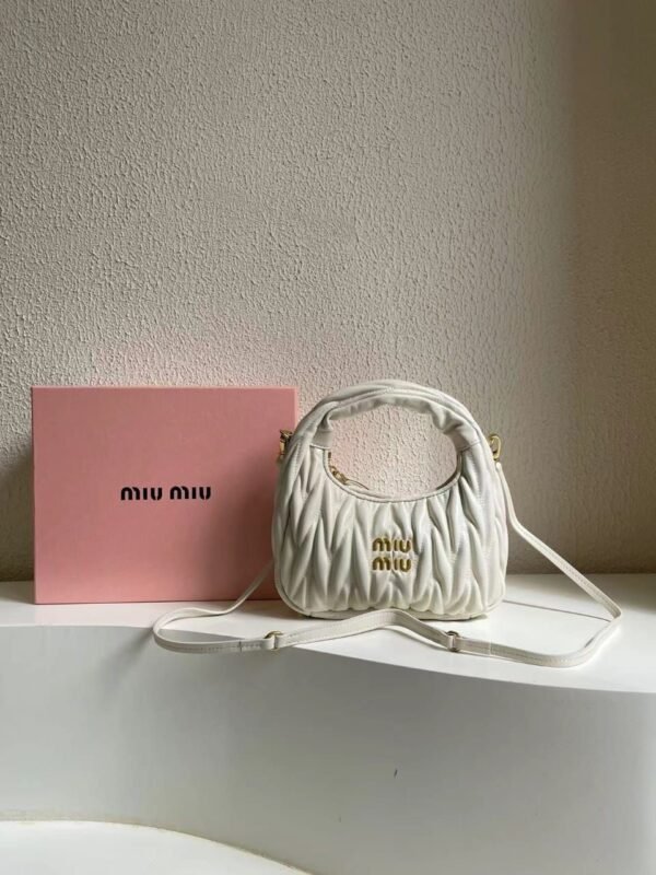 MIU MIU