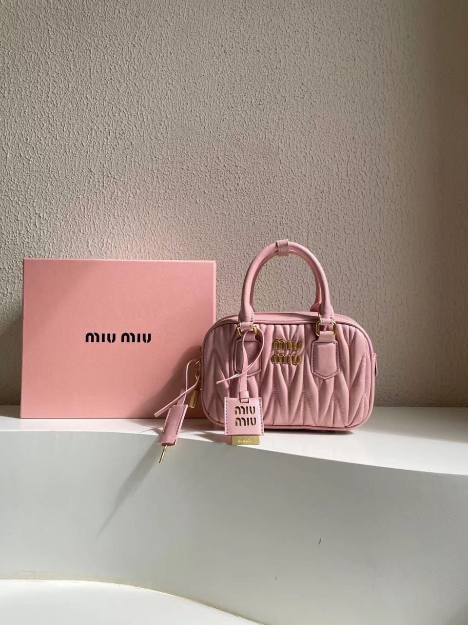 MIU MIU