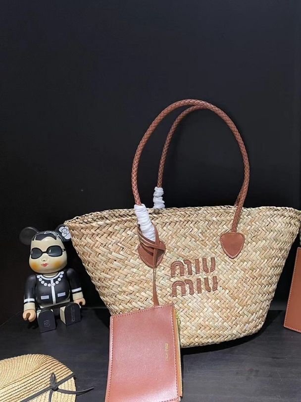 MIU MIU