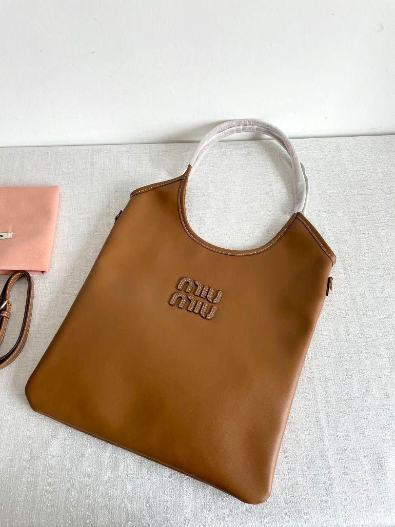 MIU MIU