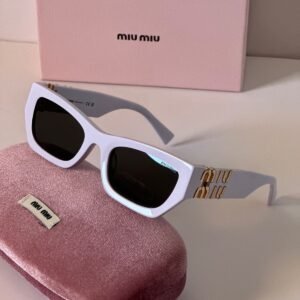 MIUMIU