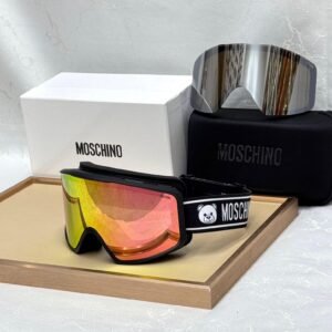 MOSCHINO
