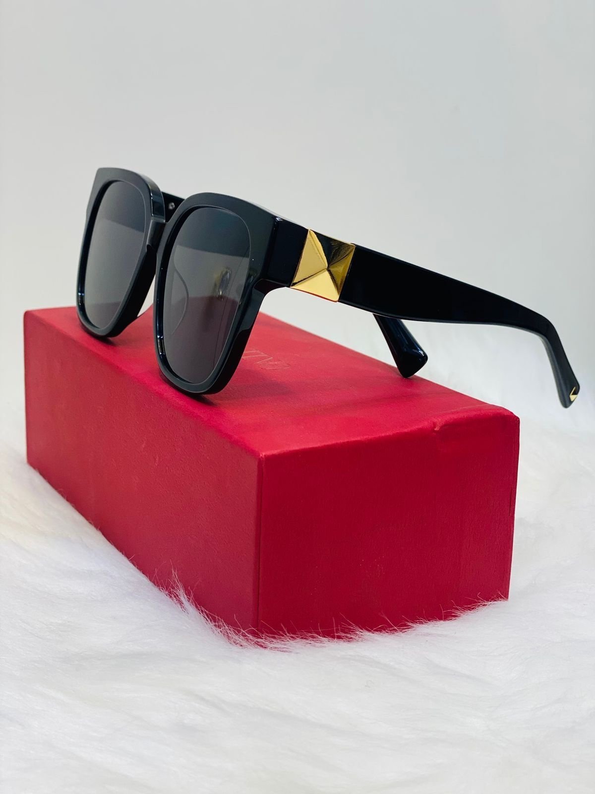 VALENTINO