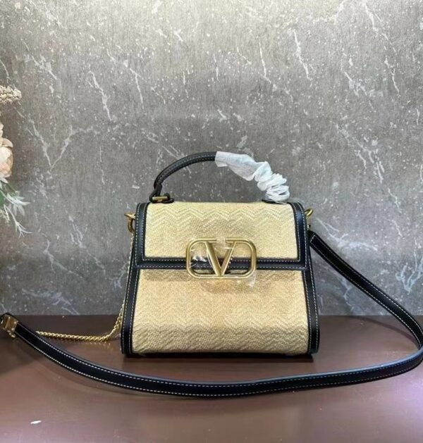 VALENTINO