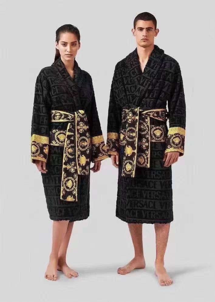 VERSACE
